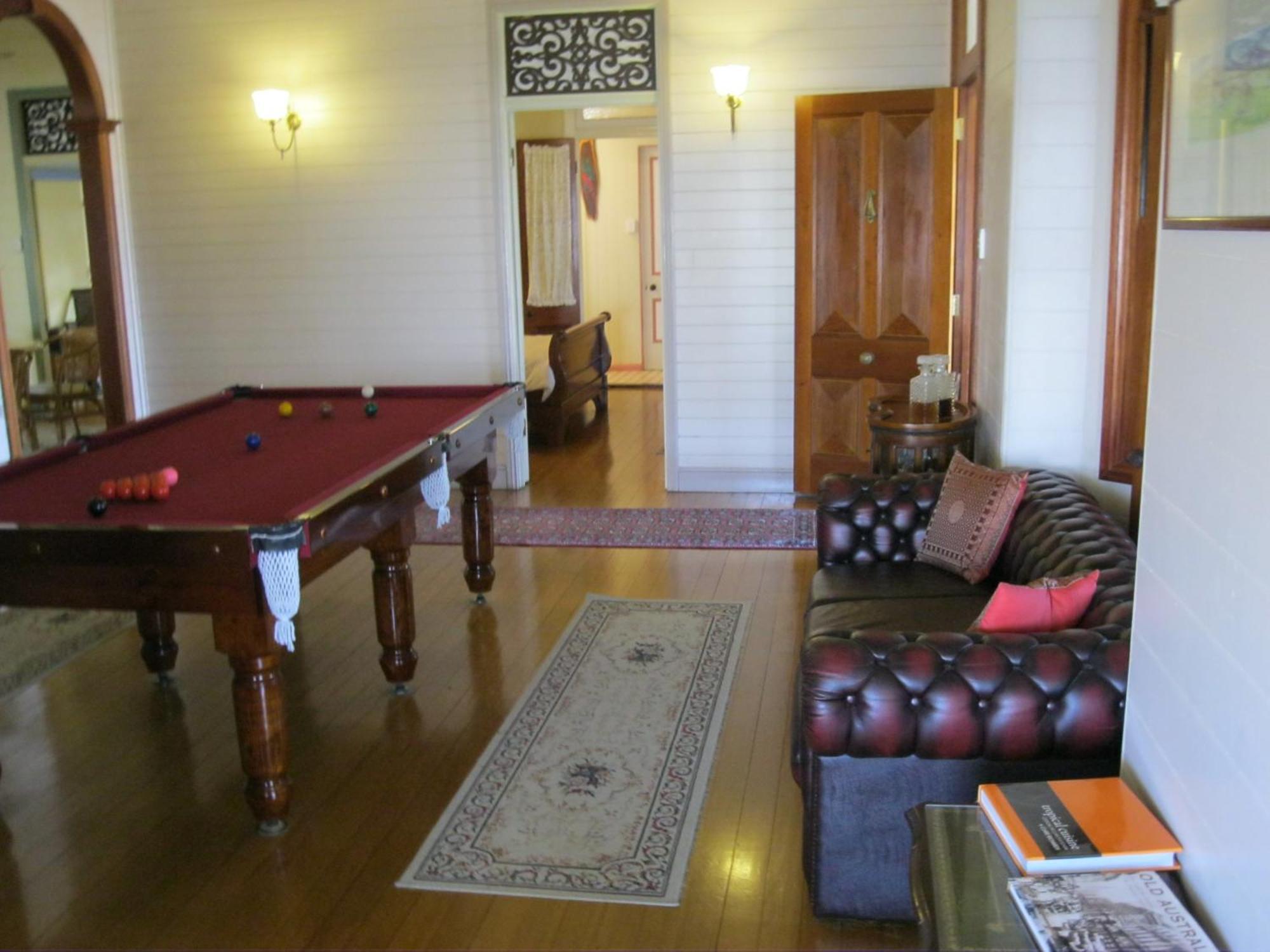 טאונסביל Classique Bed & Breakfast מראה חיצוני תמונה