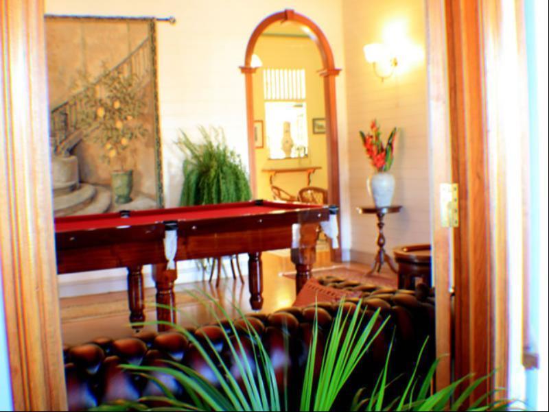 טאונסביל Classique Bed & Breakfast מראה חיצוני תמונה